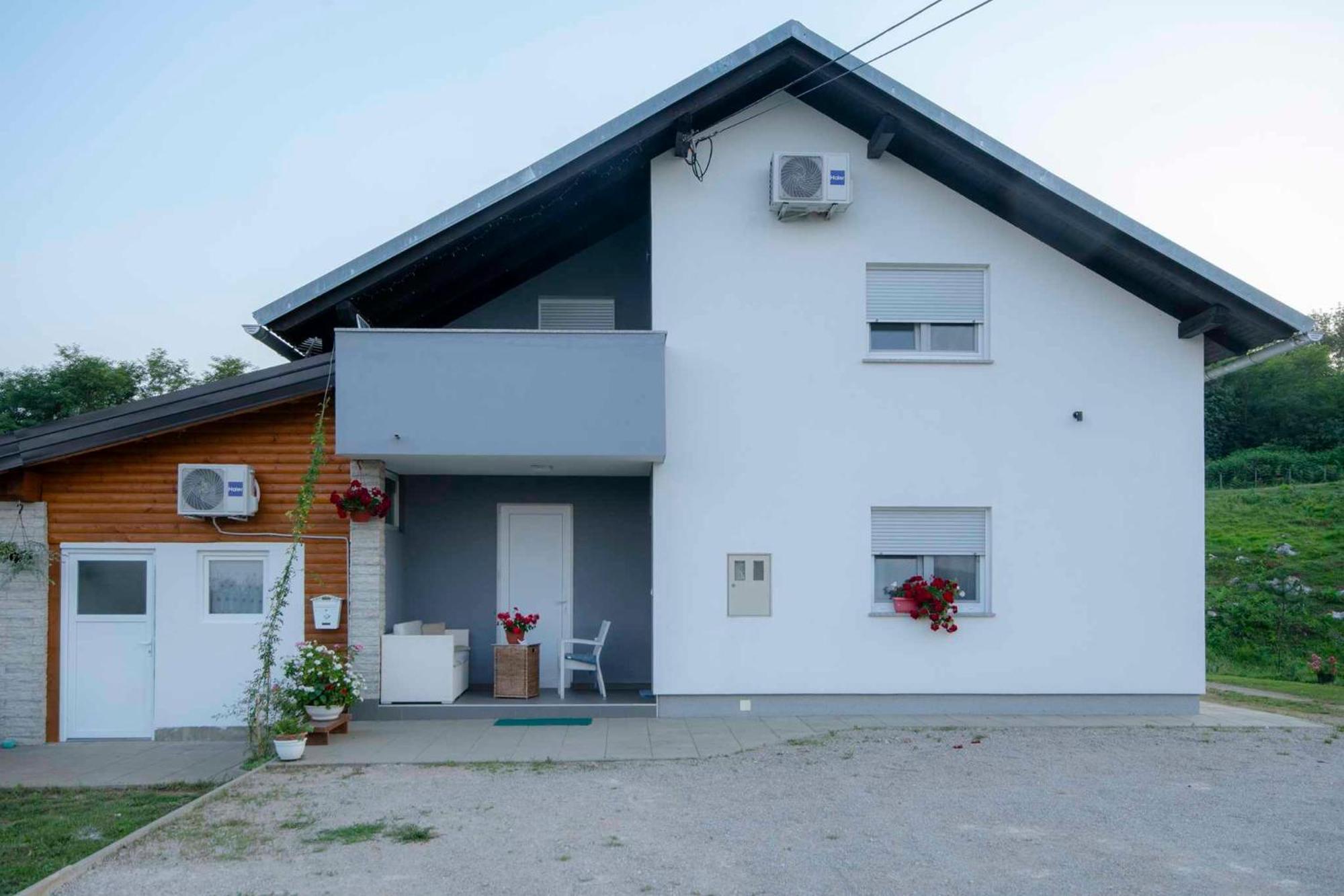 Apartment Nina Слуни Экстерьер фото
