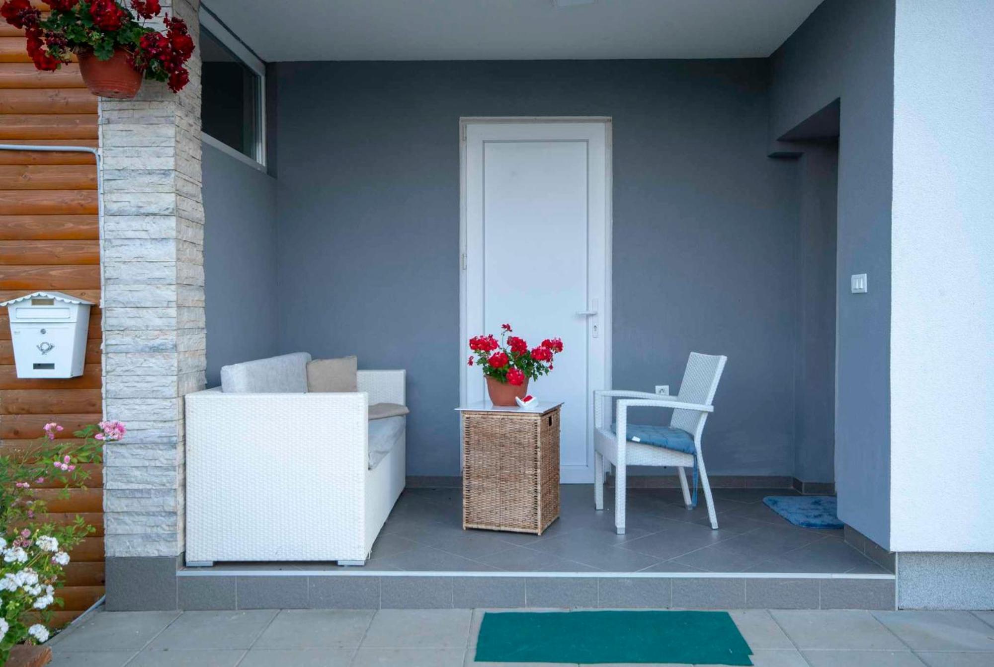 Apartment Nina Слуни Экстерьер фото
